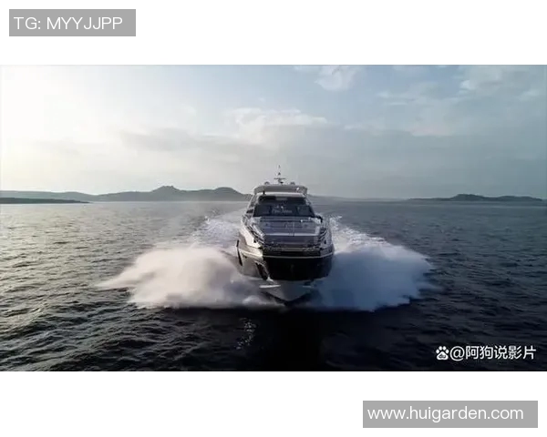 足球明星的奢华游艇生活揭秘奢靡与激情交织的海上冒险之旅
