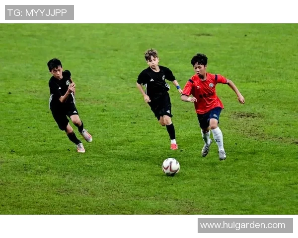 黔姓足球明星盘点与成就解析探索贵州足球的璀璨星光